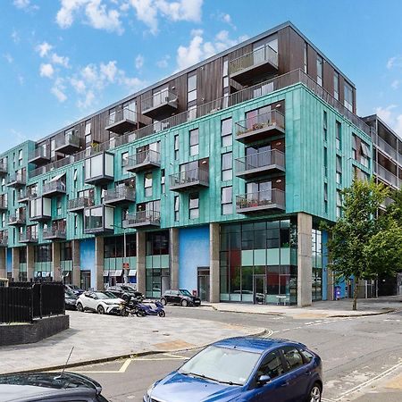 Premium Apartment - Allocated Parking - Great Location Plymouth Exterior photo